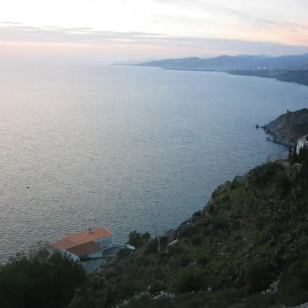 Mar Y Monte *