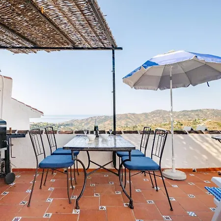 Mar Y Monte Tatil Evi