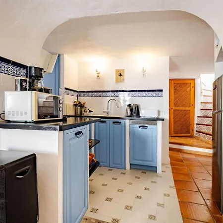 Mar Y Monte Tatil Evi *